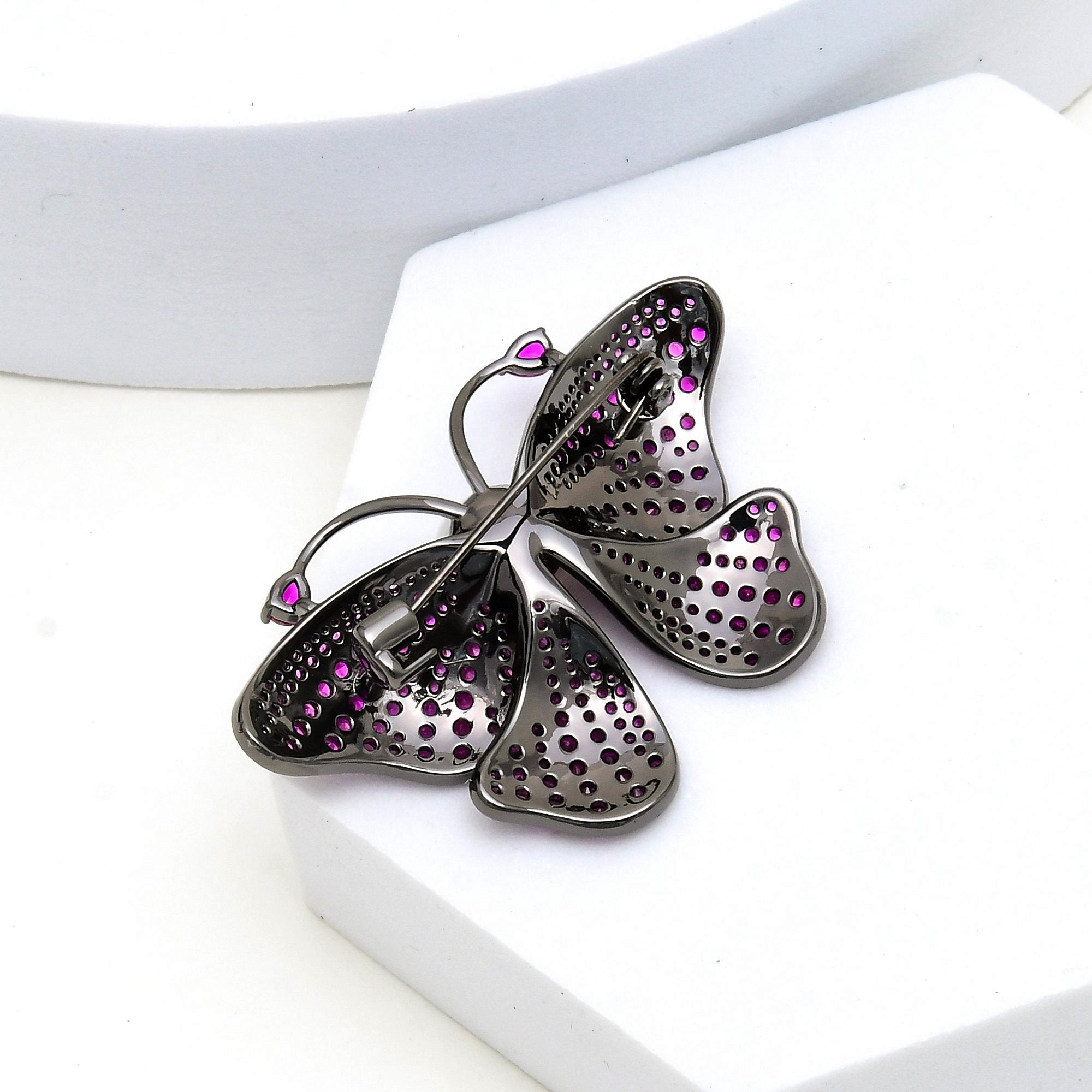 Pappilon Brooch 🦋