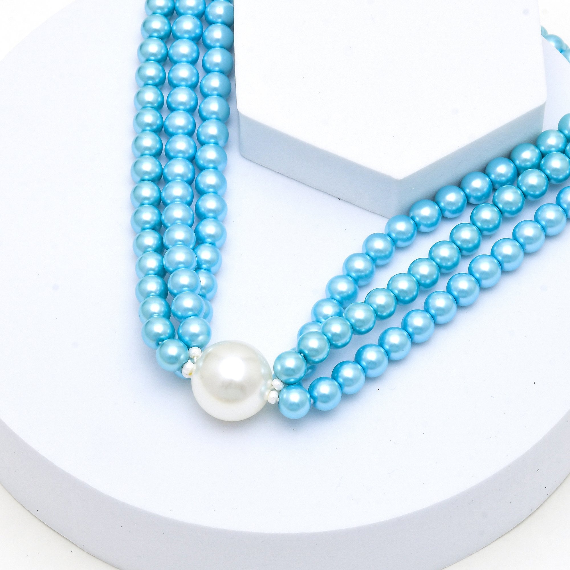 Aqua Pearl Neckpiece
