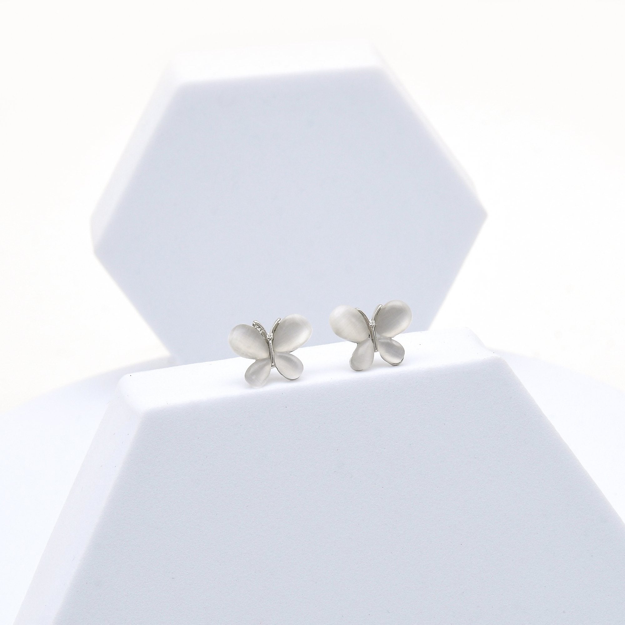 Bella Studs