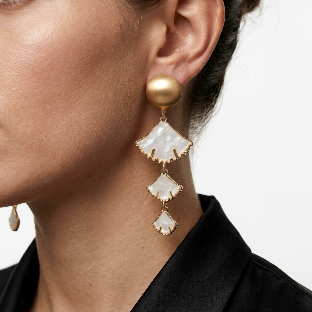 Moonpetal Earrings