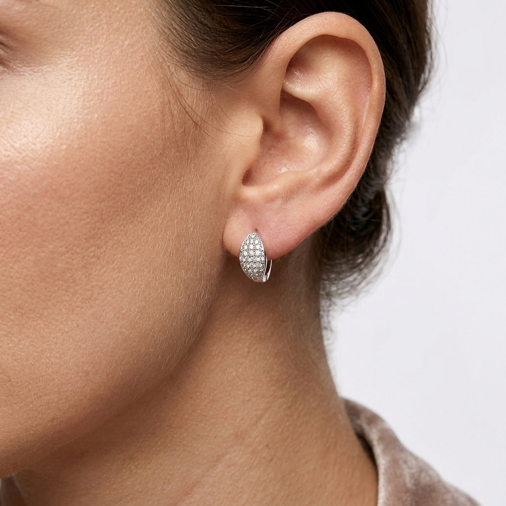     Small lightweight silver hoop earrings with polished finish