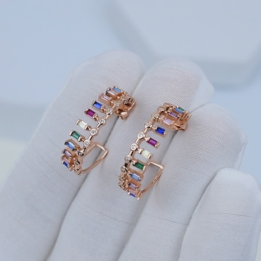 AURAE Multi-Tone Hoops rotating to show silver and rose gold reflection contrast
Close-up motion of 925 sterling silver hoop earrings with dual-tone finish
Light reflecting off multi-tone luxury hoops in smooth movement